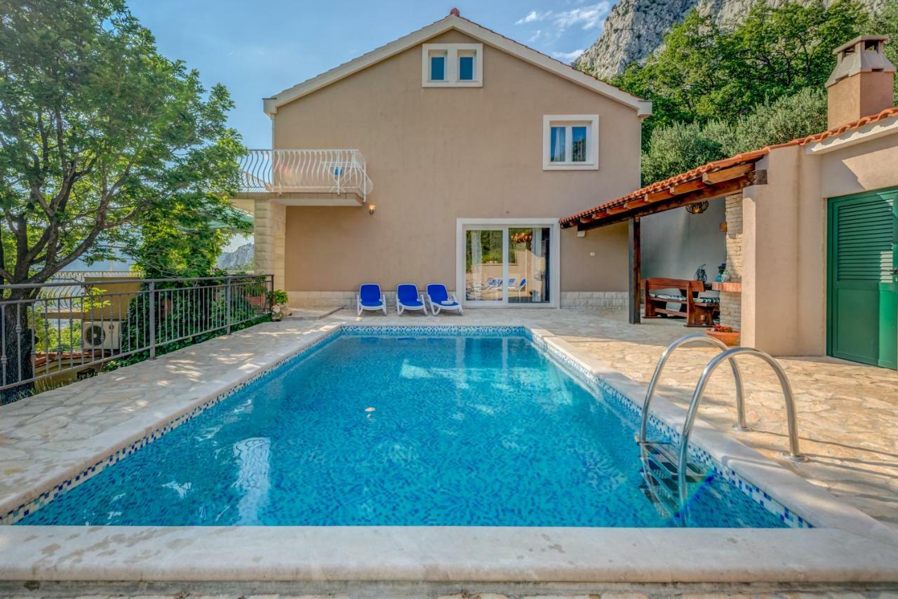Holiday Home Figa Омиш Экстерьер фото