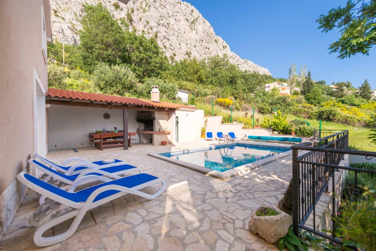 Holiday Home Figa Омиш Экстерьер фото