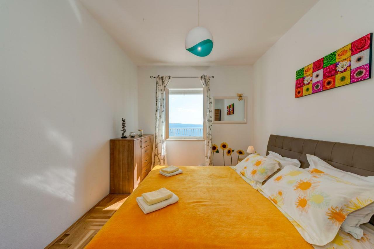 Holiday Home Figa Омиш Экстерьер фото