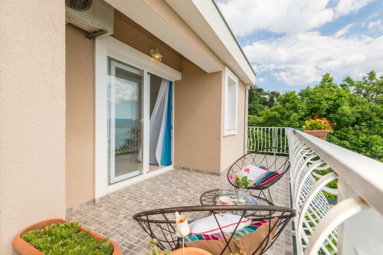 Holiday Home Figa Омиш Экстерьер фото